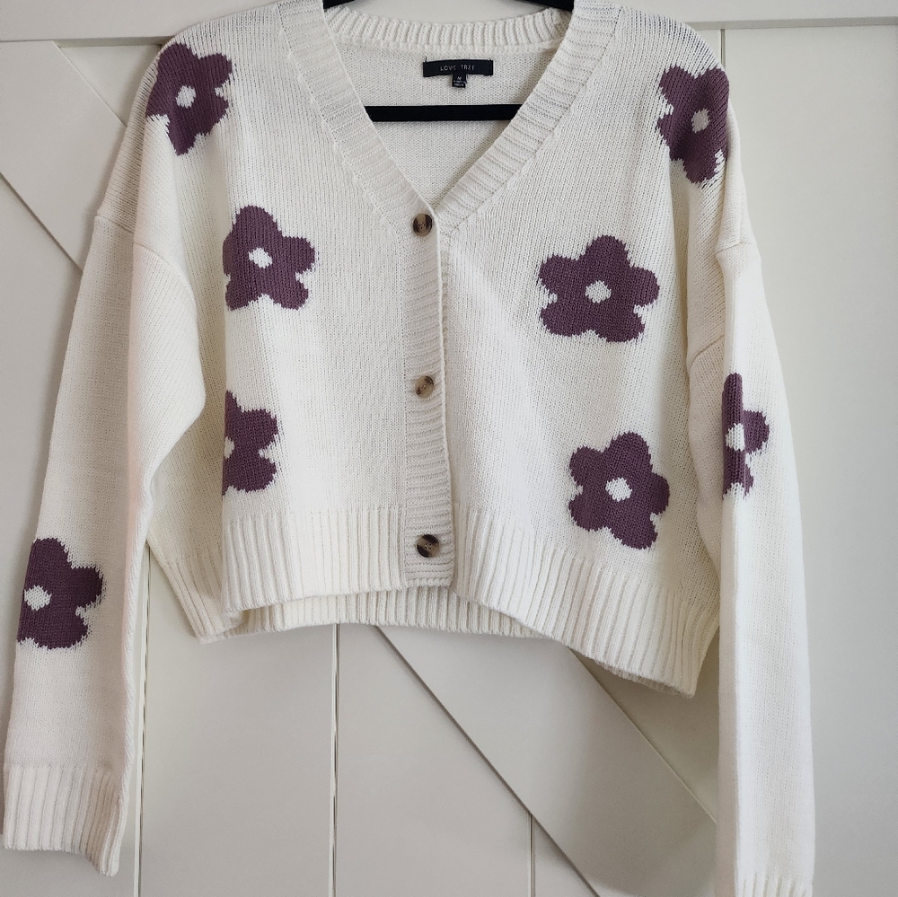 Floral Patterned White Sweater